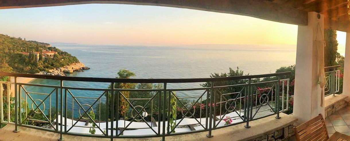 Villa Eos Gáiosz Kültér fotó